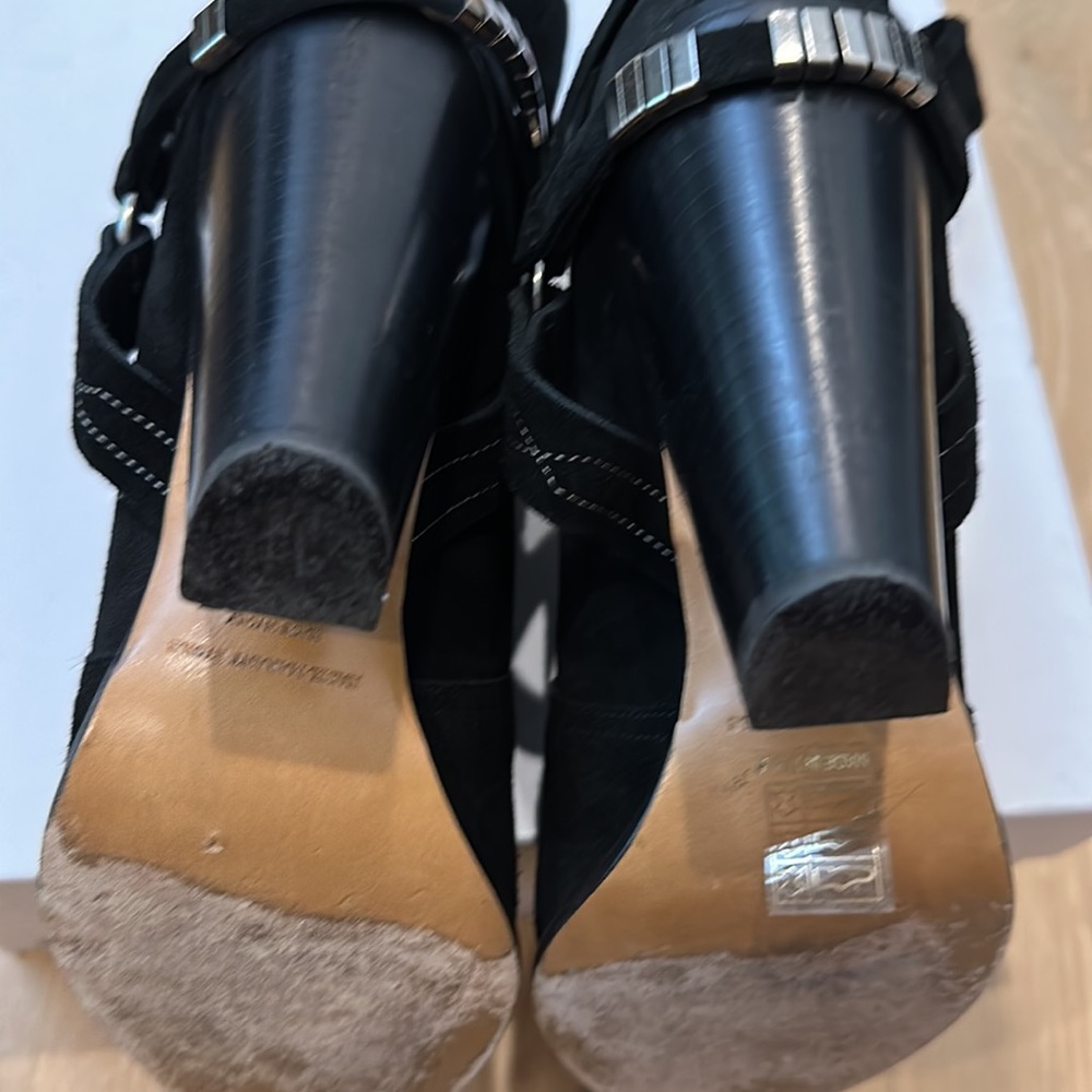 Isabel Marant Rawson Black Suede Ankle Boot - Picture 7 of 10